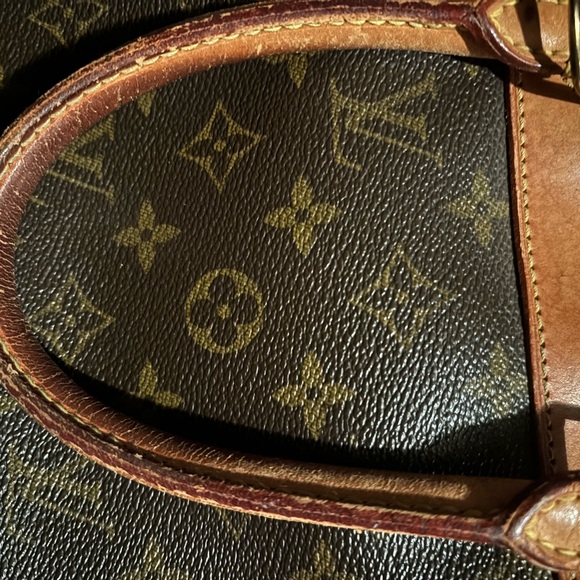 Authentic LV Monogram Deauville Tote - Picture 4 of 12